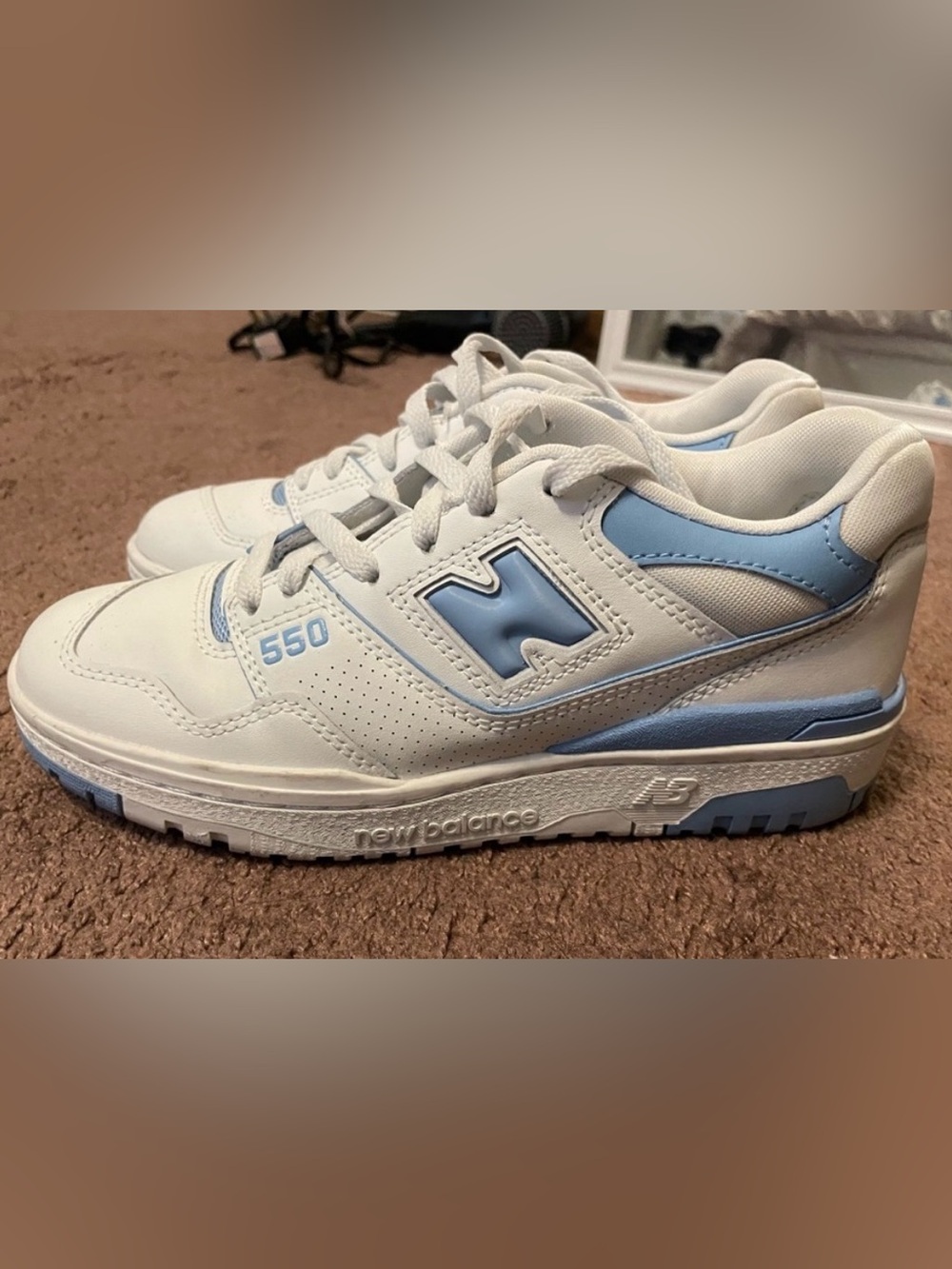New Balance 550s - Picture 3 of 4